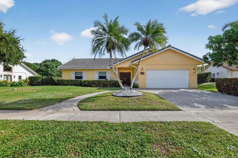 Photo of 21310 Escondido Way S, Boca Raton, FL 33433 (MLS # R11148400)