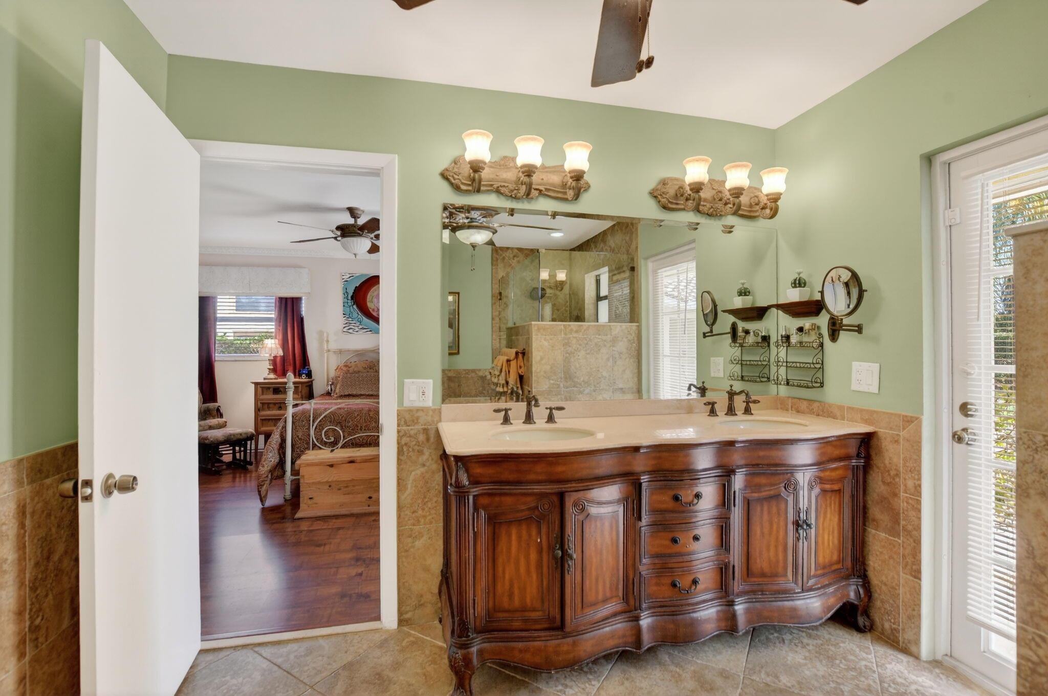 ESCONDIDO AT BOCA RATON 1 - Residential