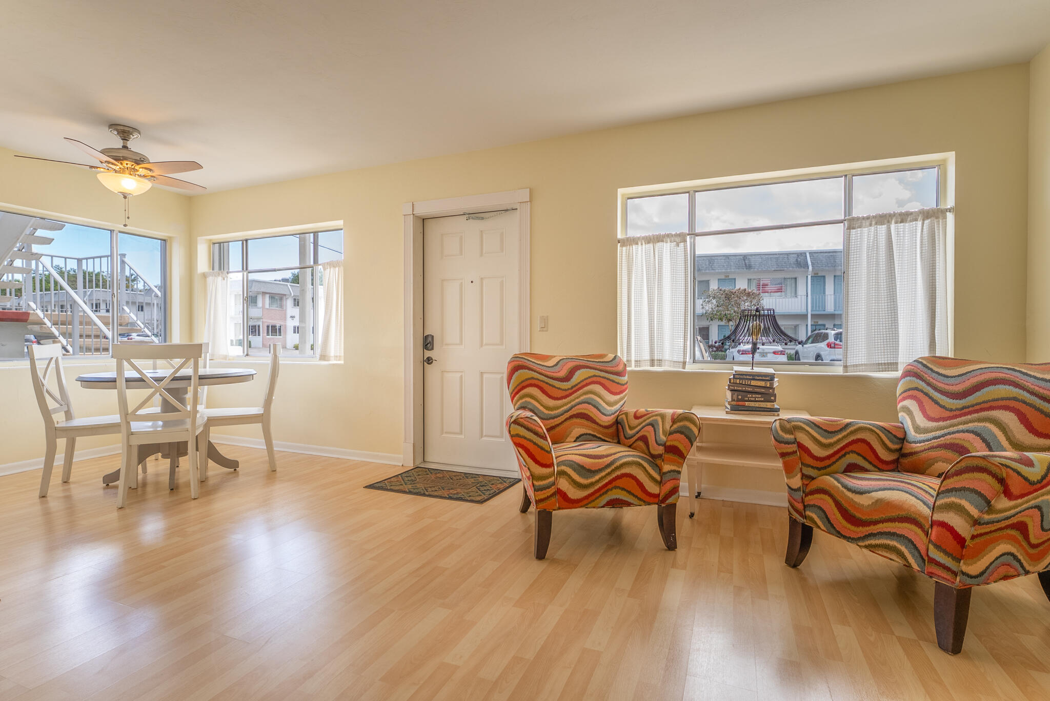 MURRY HILLS APT BLDG CONDO - Residential