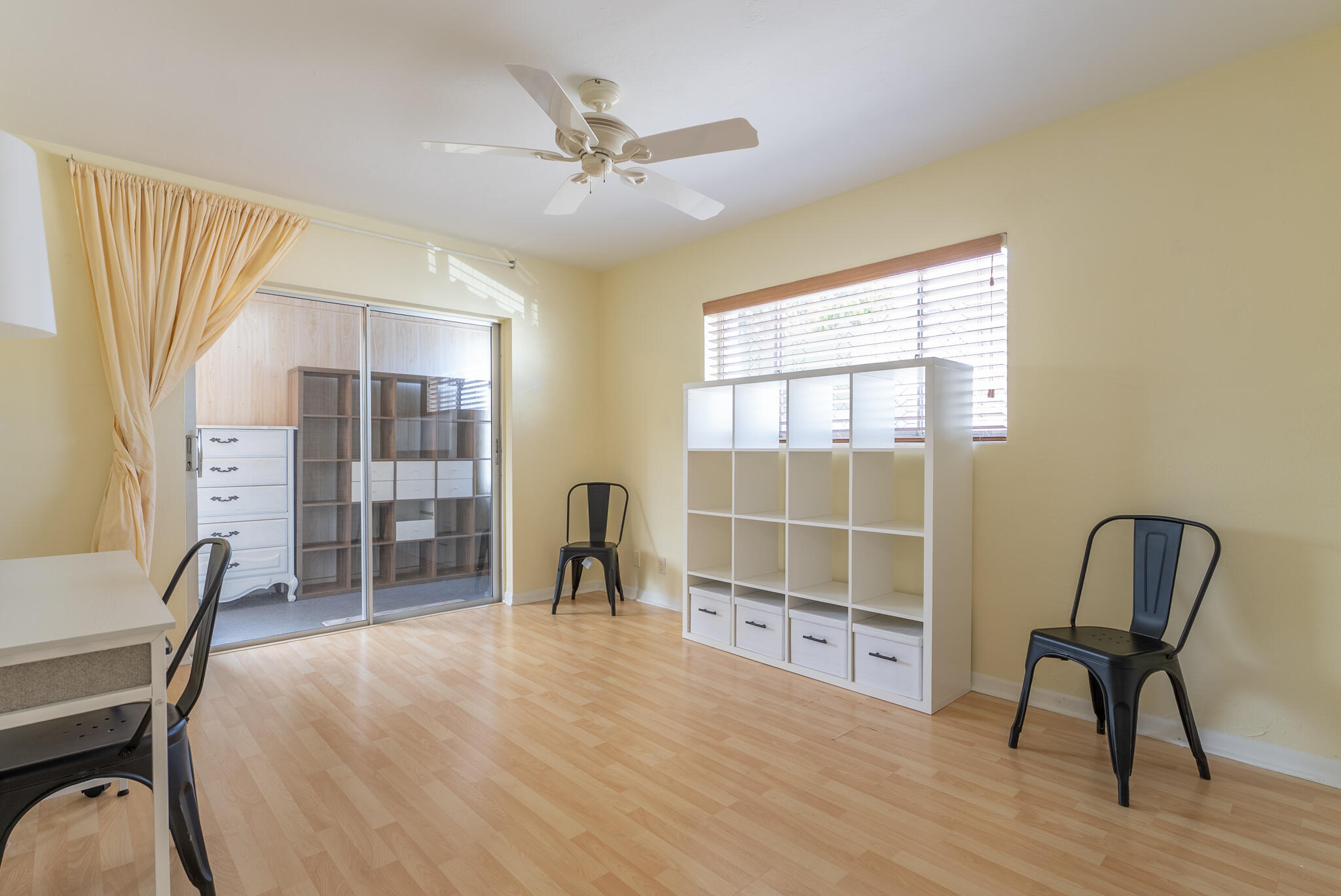 MURRY HILLS APT BLDG CONDO - Residential