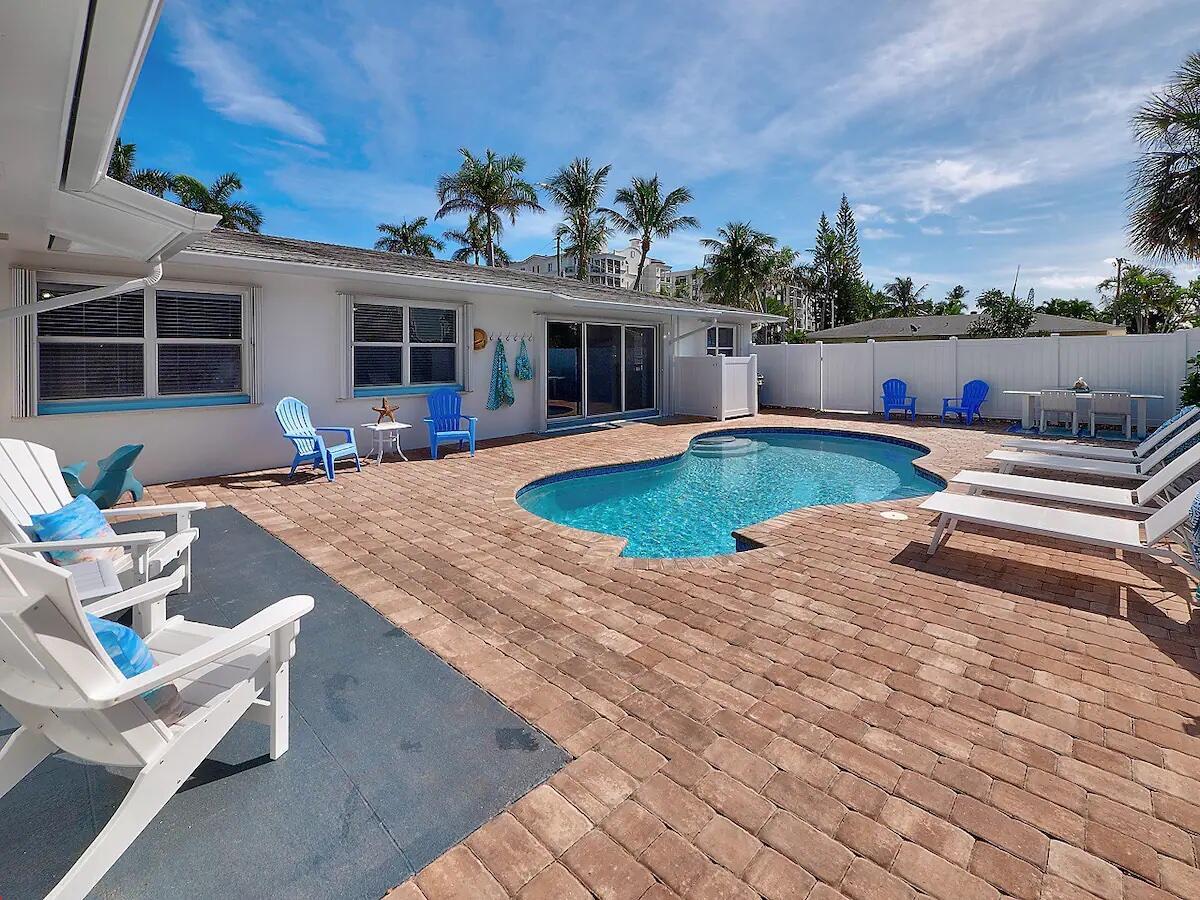 PALM BEACH SHORES - Residential Income