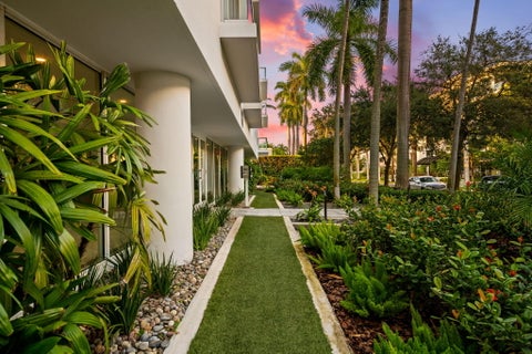 Tiny photo for 45 HENDRICKS Isle #402, Fort Lauderdale, FL 33301 (MLS # B26088182)