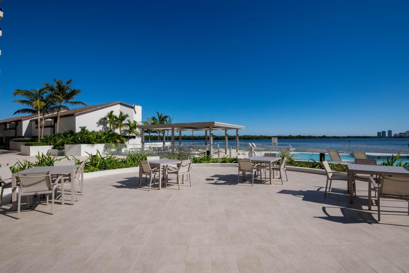 OLD PORT COVE LAKE POINT TOWER - Residential