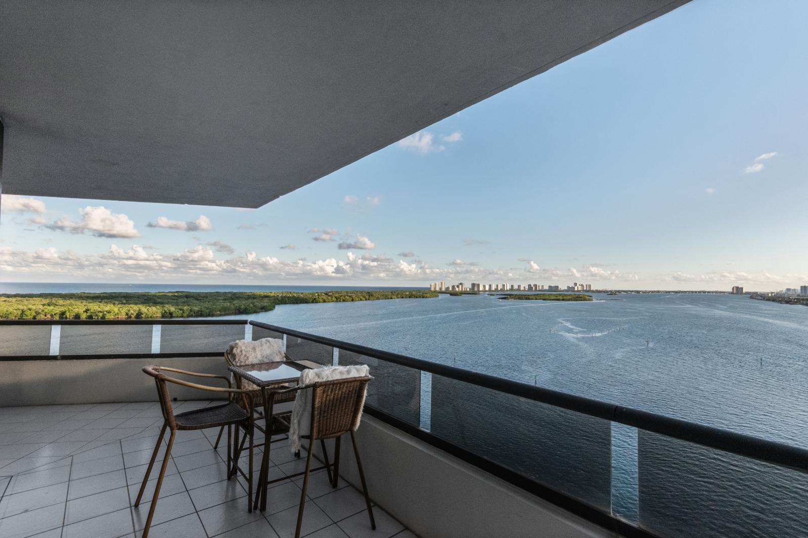 OLD PORT COVE LAKE POINT TOWER - Residential
