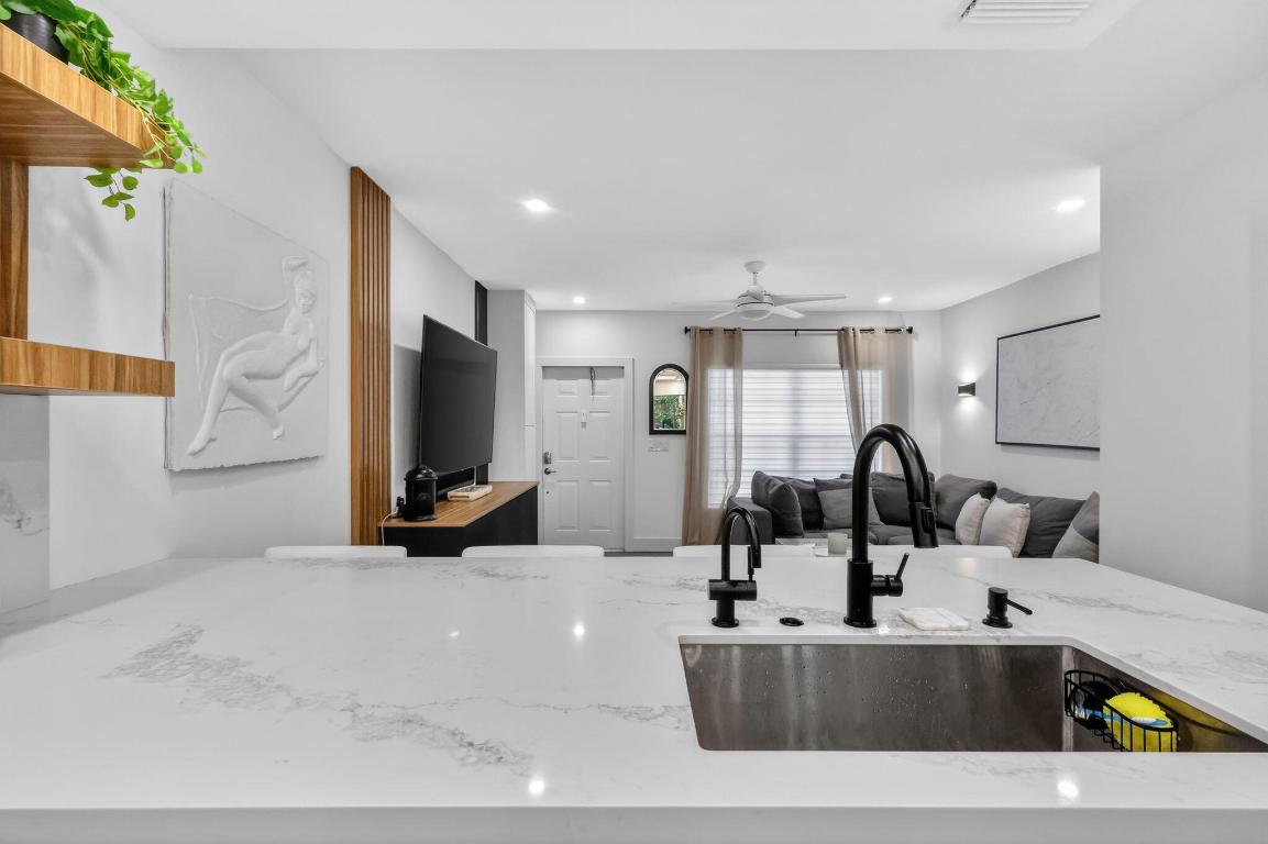 KOKOMO KEY - Residential