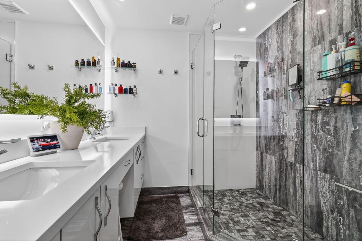 KOKOMO KEY - Residential