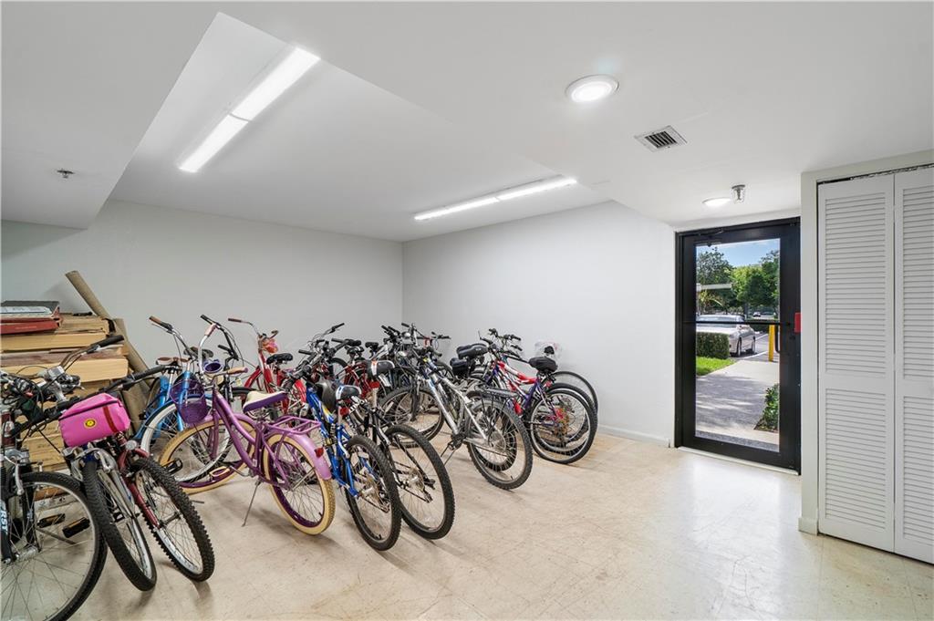 The Palms of Deer Creek - Residential