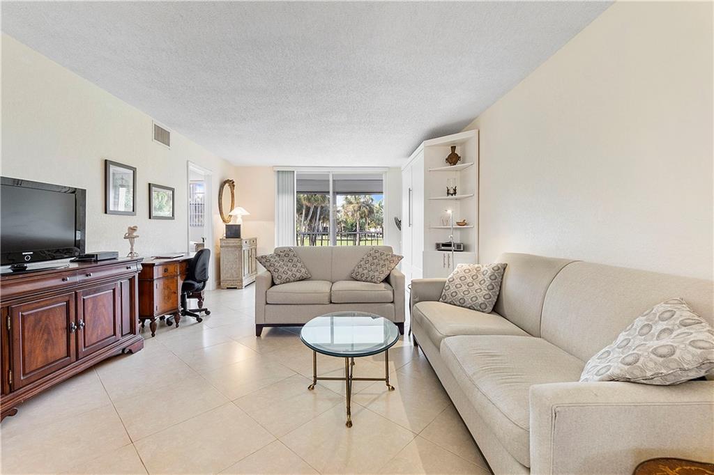 The Palms of Deer Creek - Residential