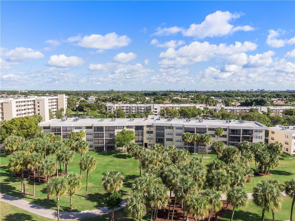 The Palms of Deer Creek - Residential