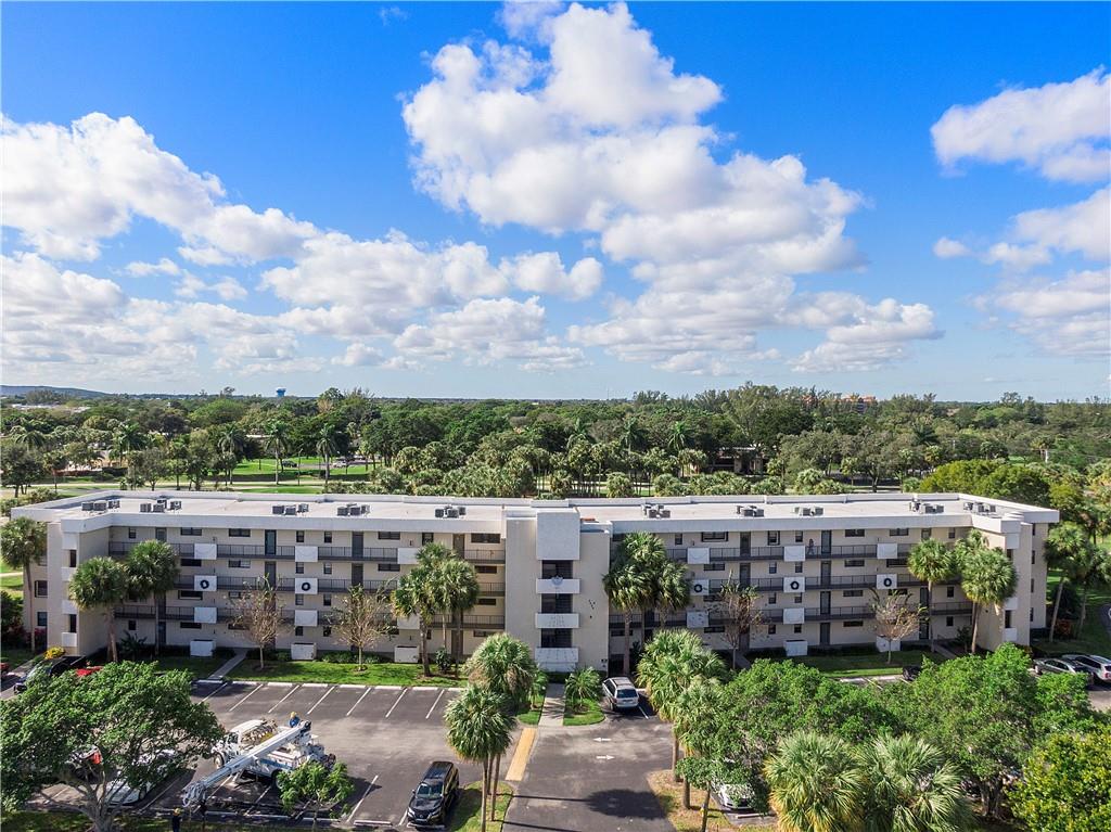 The Palms of Deer Creek - Residential