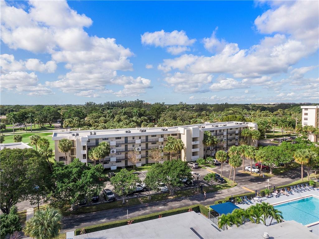 The Palms of Deer Creek - Residential