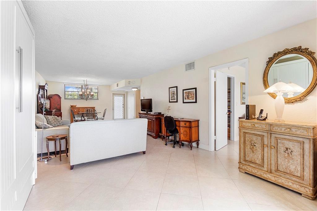 The Palms of Deer Creek - Residential