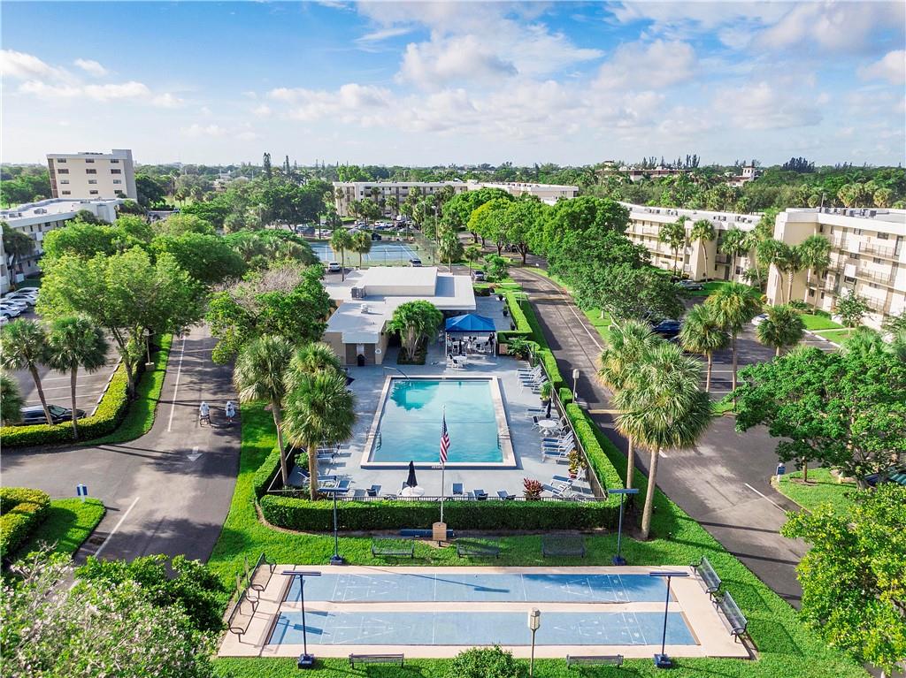 The Palms of Deer Creek - Residential