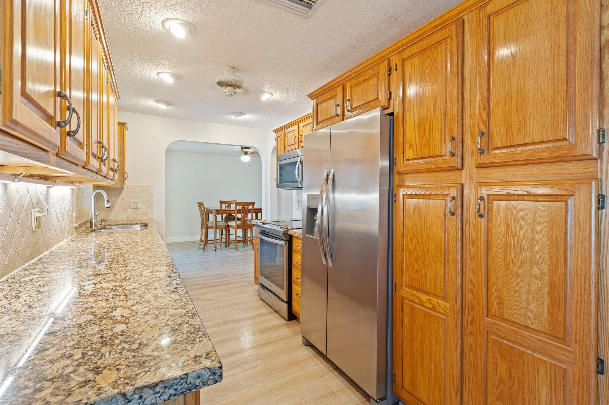 RAMBLEWOOD - Residential