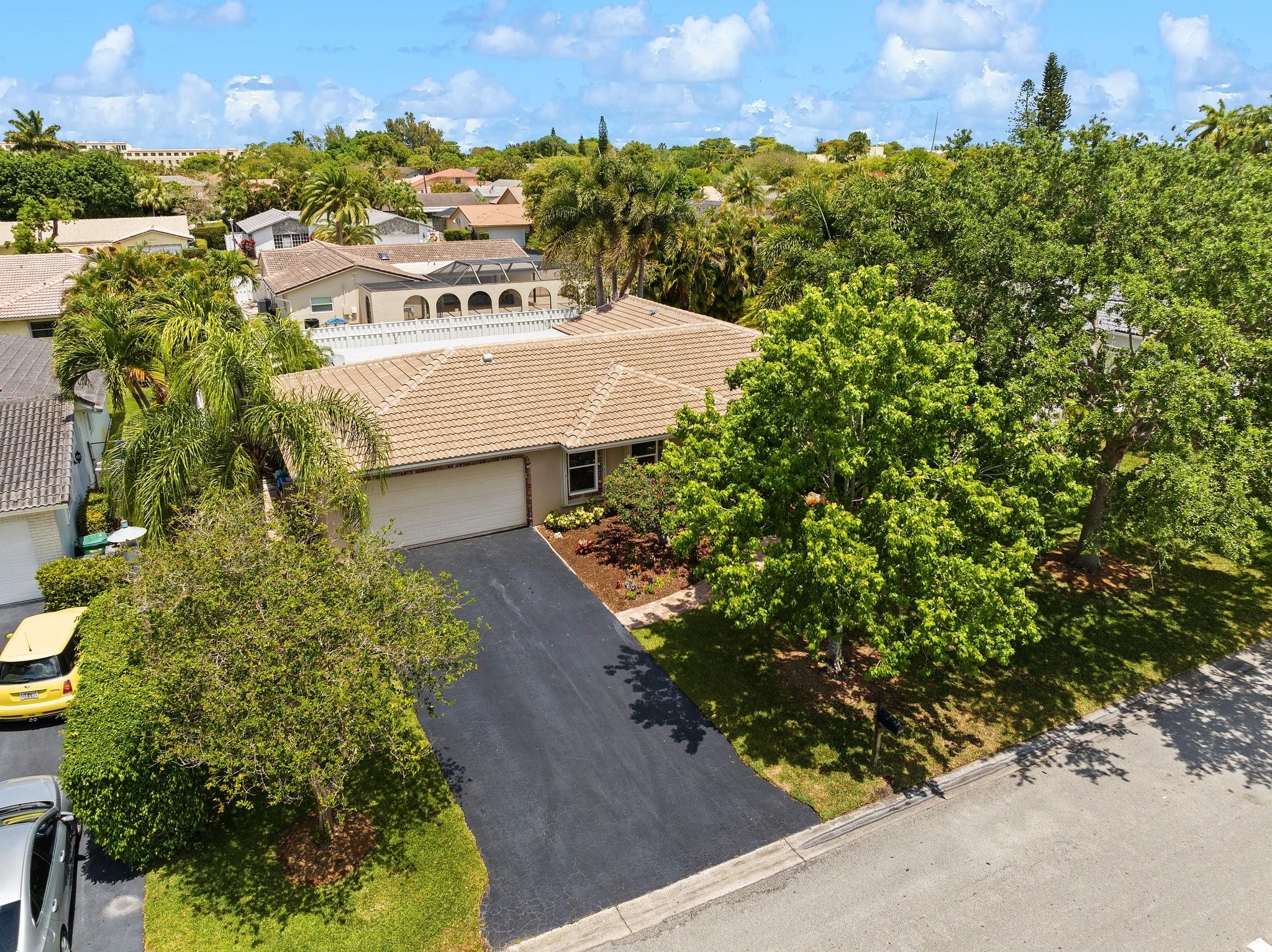 RAMBLEWOOD - Residential