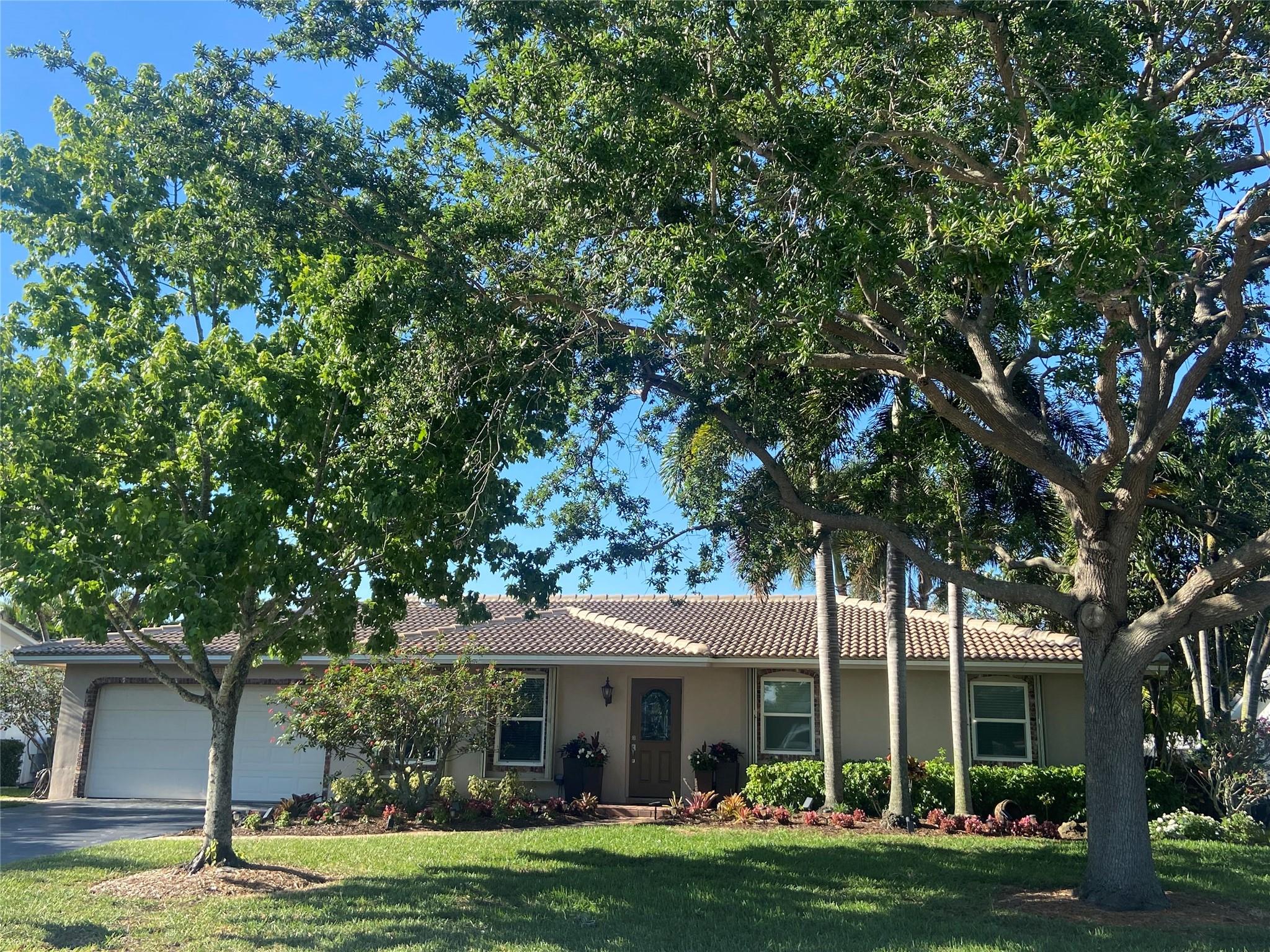 RAMBLEWOOD - Residential