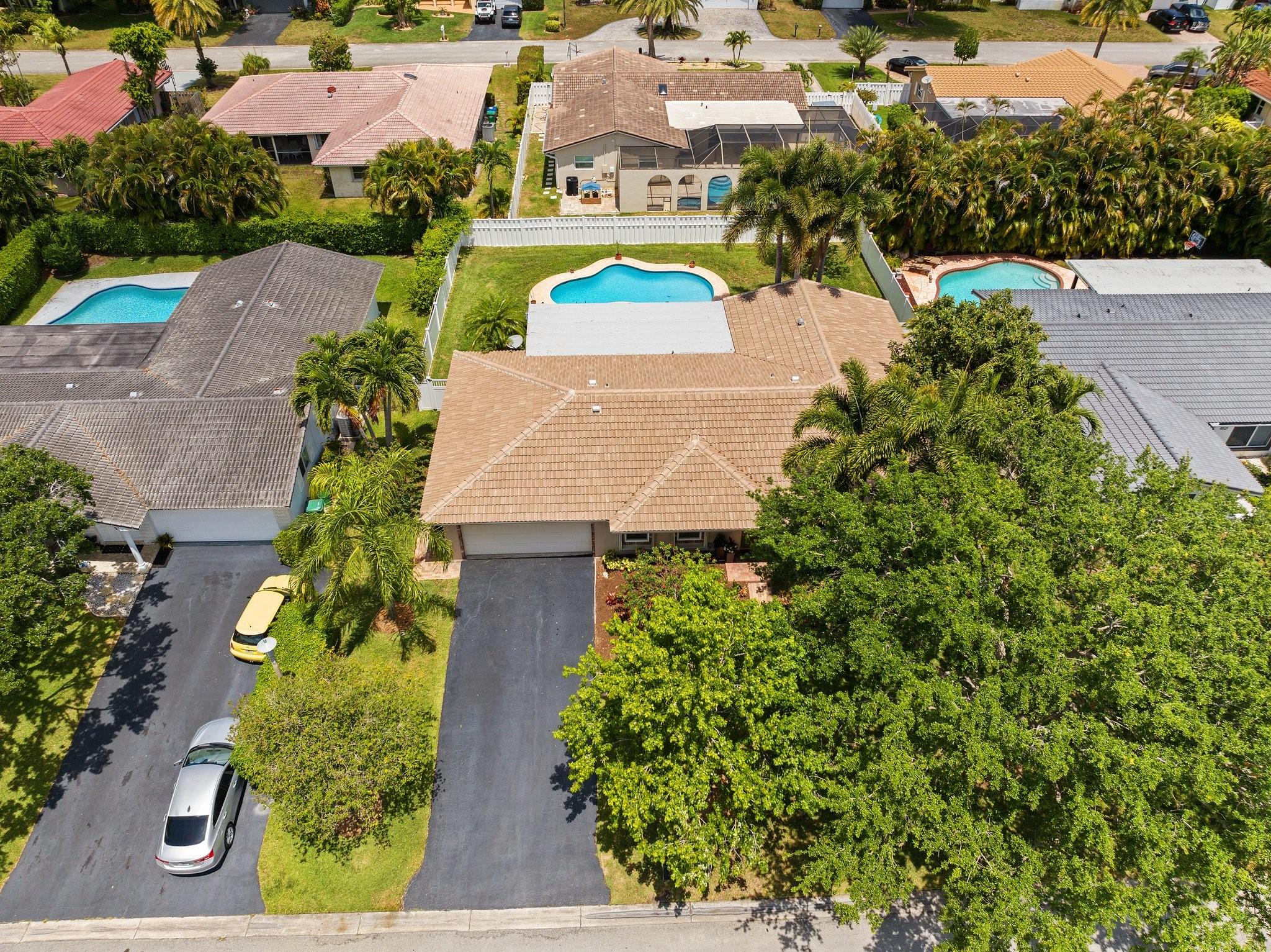 RAMBLEWOOD - Residential