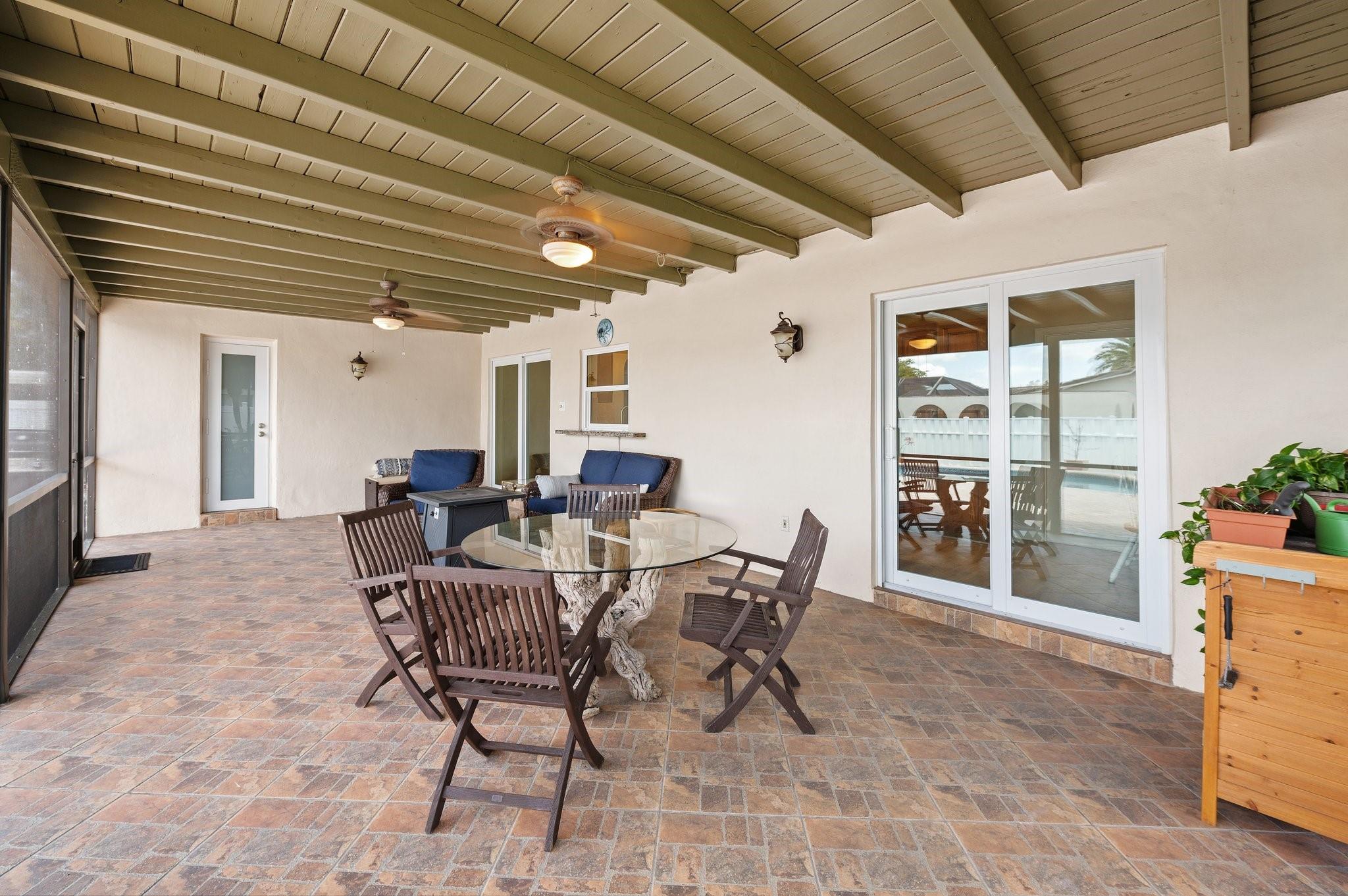 RAMBLEWOOD - Residential