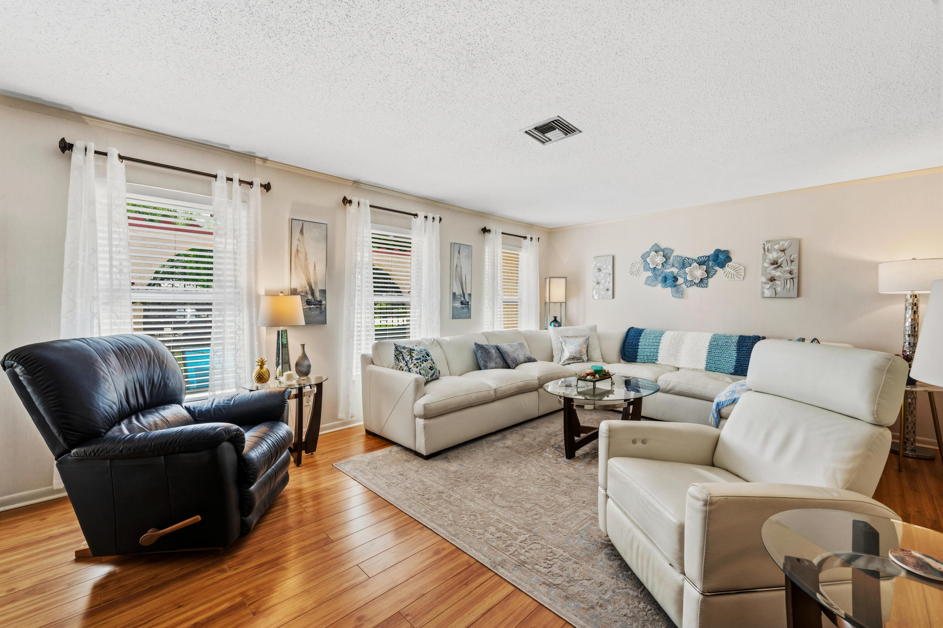 YACHT & COUNTRY CLUB OF STUART - Residential