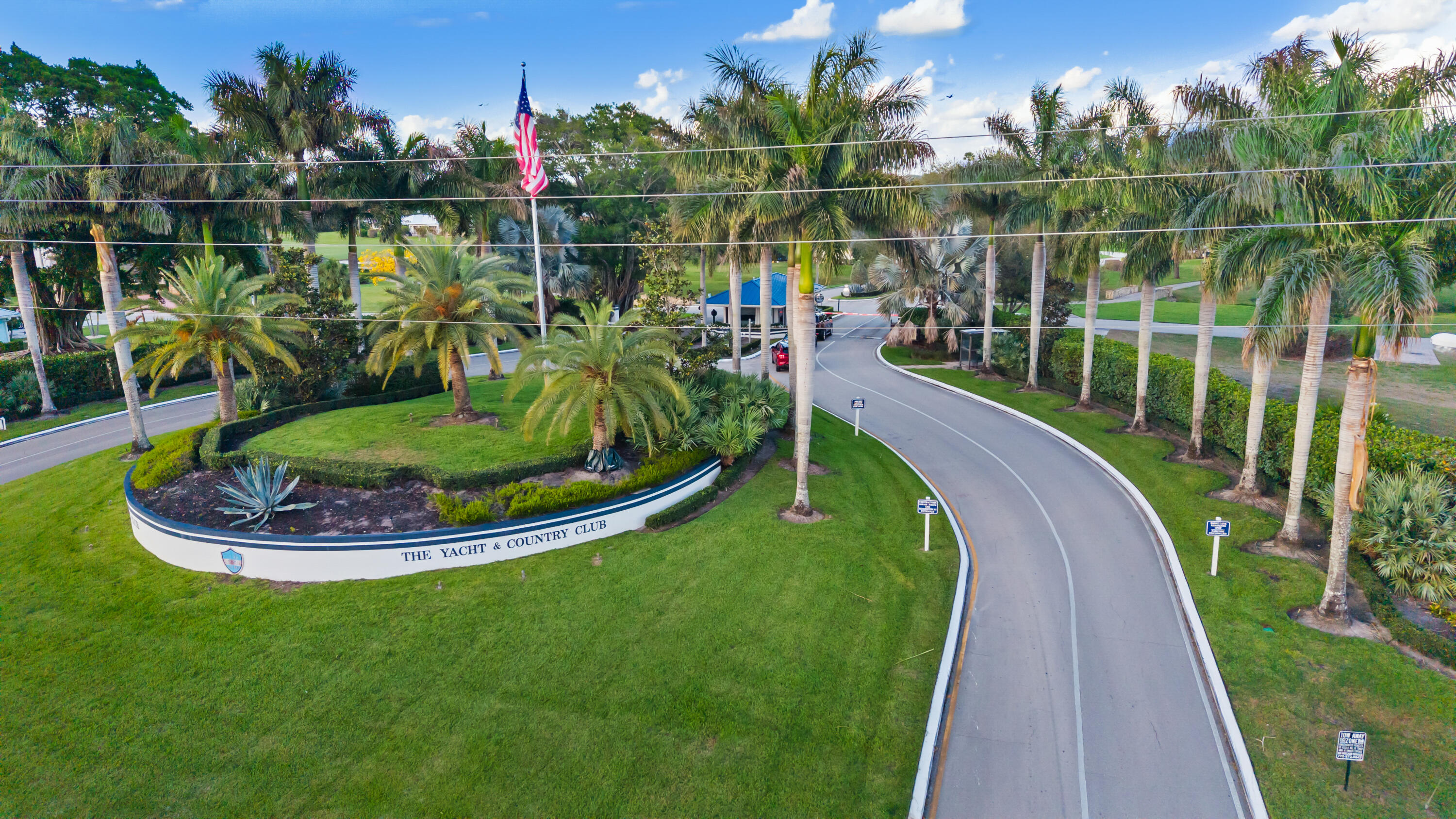 YACHT & COUNTRY CLUB OF STUART - Residential