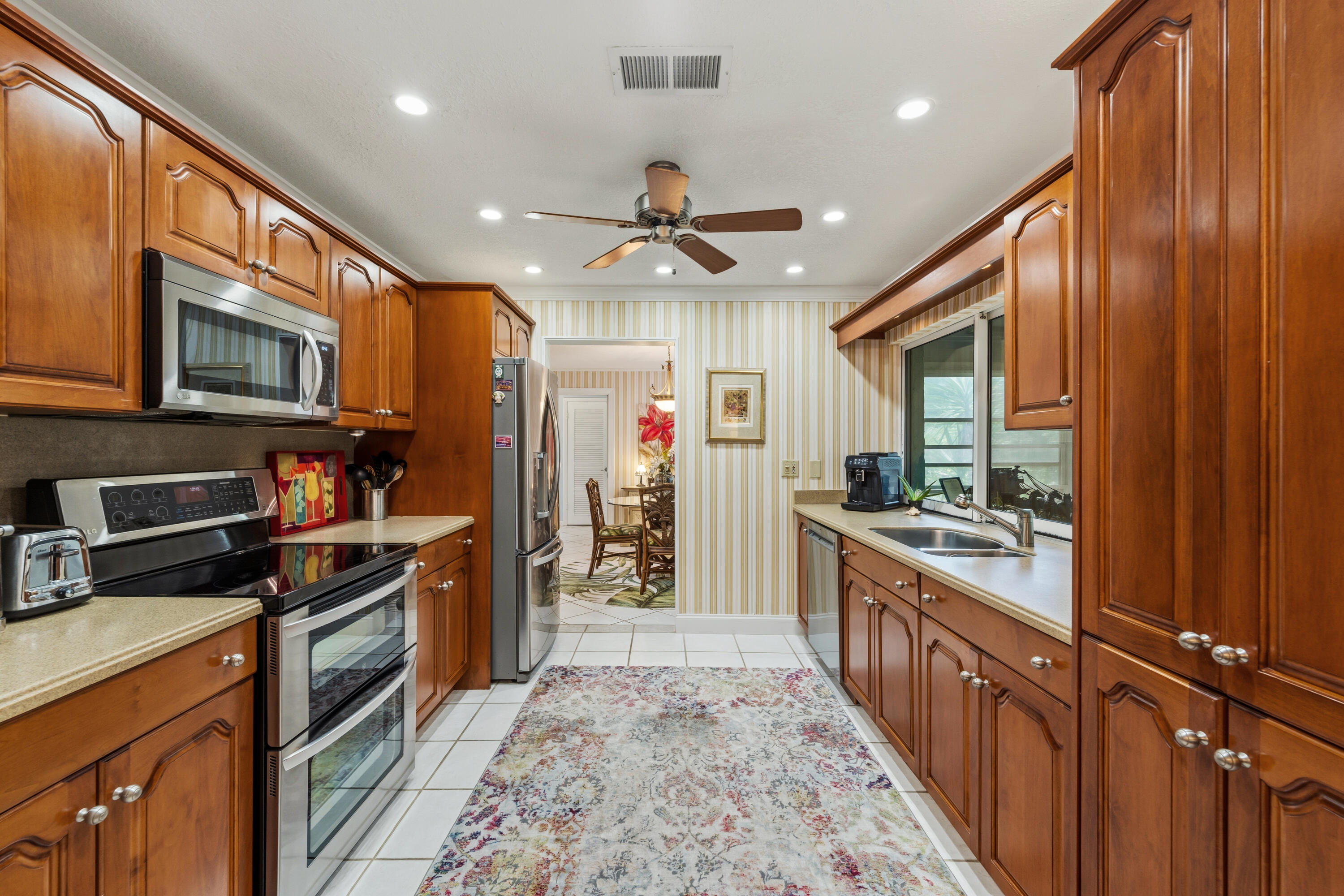 YACHT & COUNTRY CLUB OF STUART - Residential