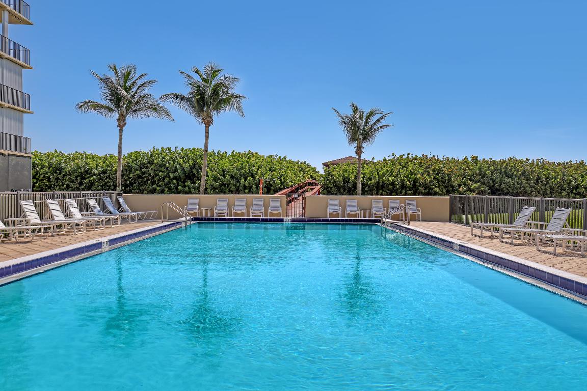 SAND DOLLAR VILLAS CONDOMINIUM B - Residential