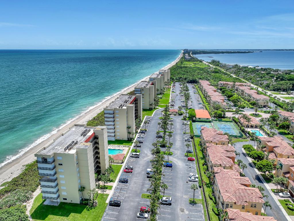 SAND DOLLAR VILLAS CONDOMINIUM B - Residential