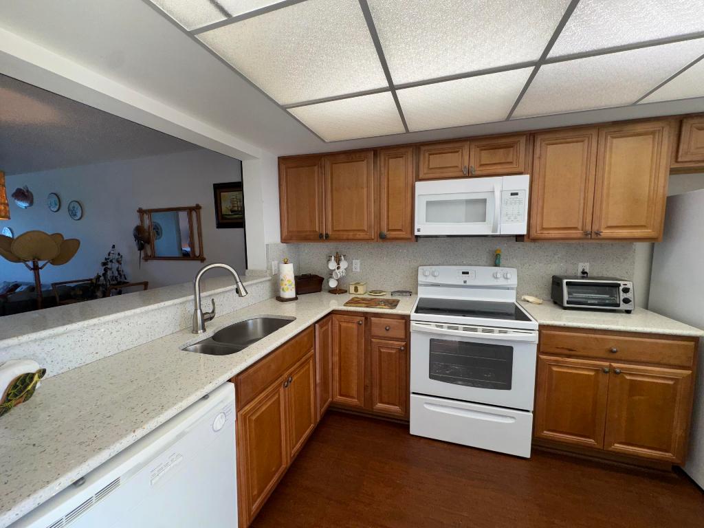 SAND DOLLAR VILLAS CONDOMINIUM B - Residential