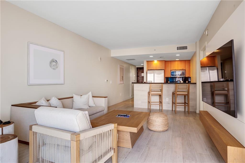 Q Club Resort & Residence - Residential