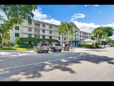 3636 Whitehall Drive 401 West Palm Beach FL 33401