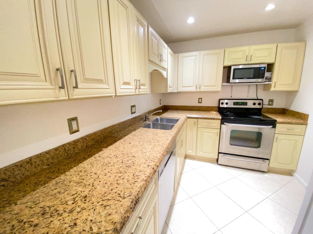 Photo of 612 NW 13th Street #27, Boca Raton, FL 33486 (MLS # R11133242)