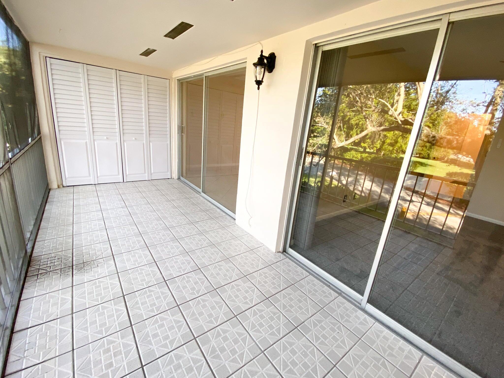 View photos, virtual tours, details... 612 NW 13th Street 27