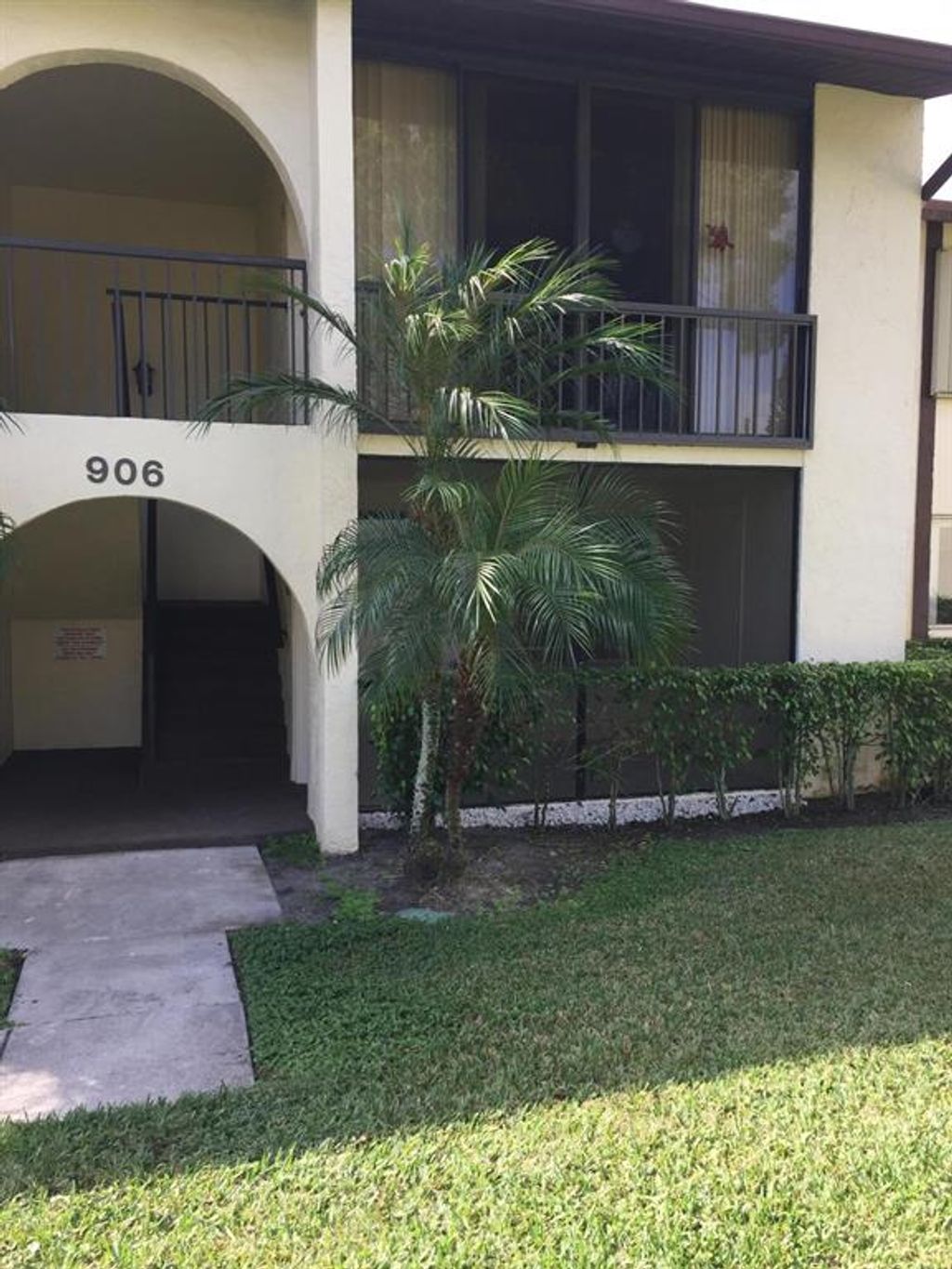 Photo of 4975 Sable Pine Circle #B1, West Palm Beach, FL 33417 (MLS # R10724807)