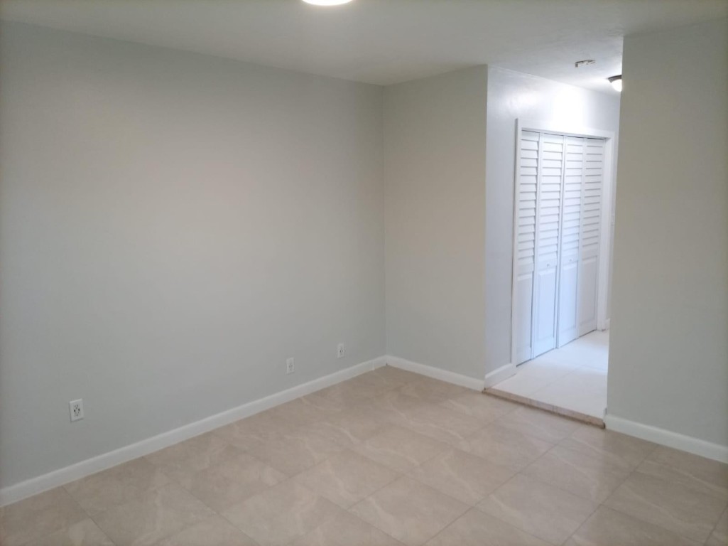 Coral Spgs Sub 1 59-30 B - Residential Income