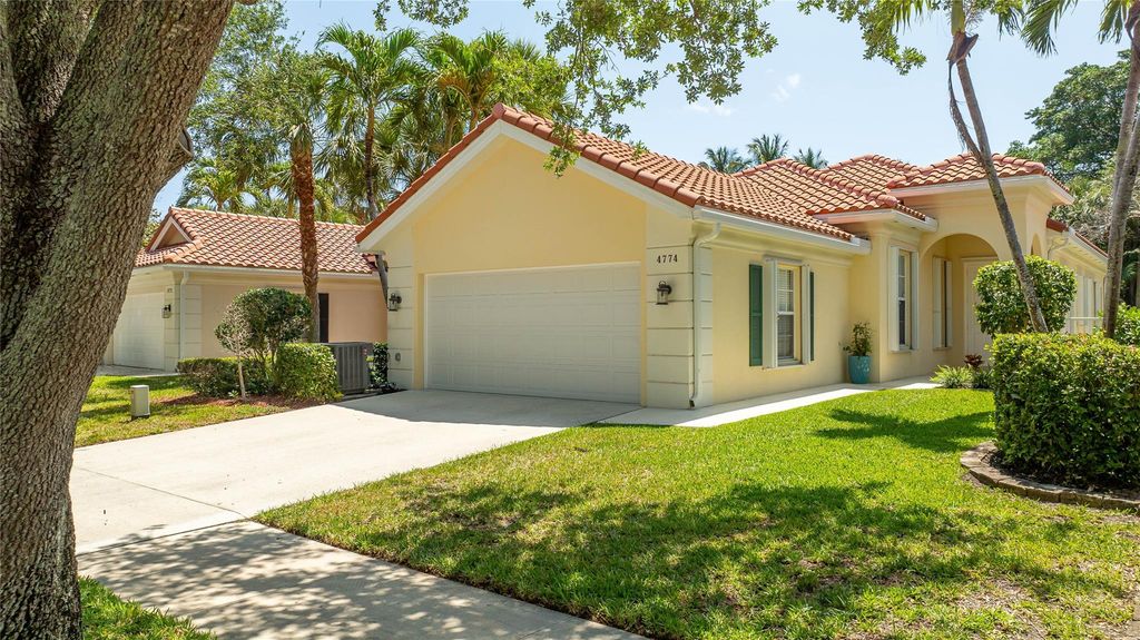 Photo of 4774 Valencia Drive, Delray Beach, FL 33445 (MLS # F10496992)