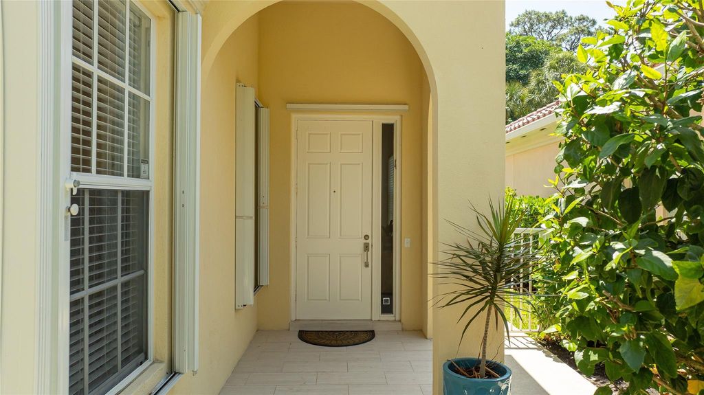 Photo of 4774 Valencia Drive, Delray Beach, FL 33445 (MLS # F10496992)