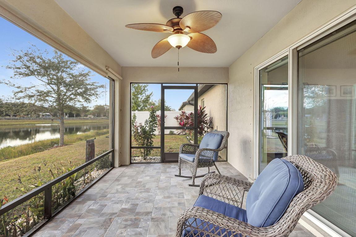 CELEBRATION POINTE - Residential