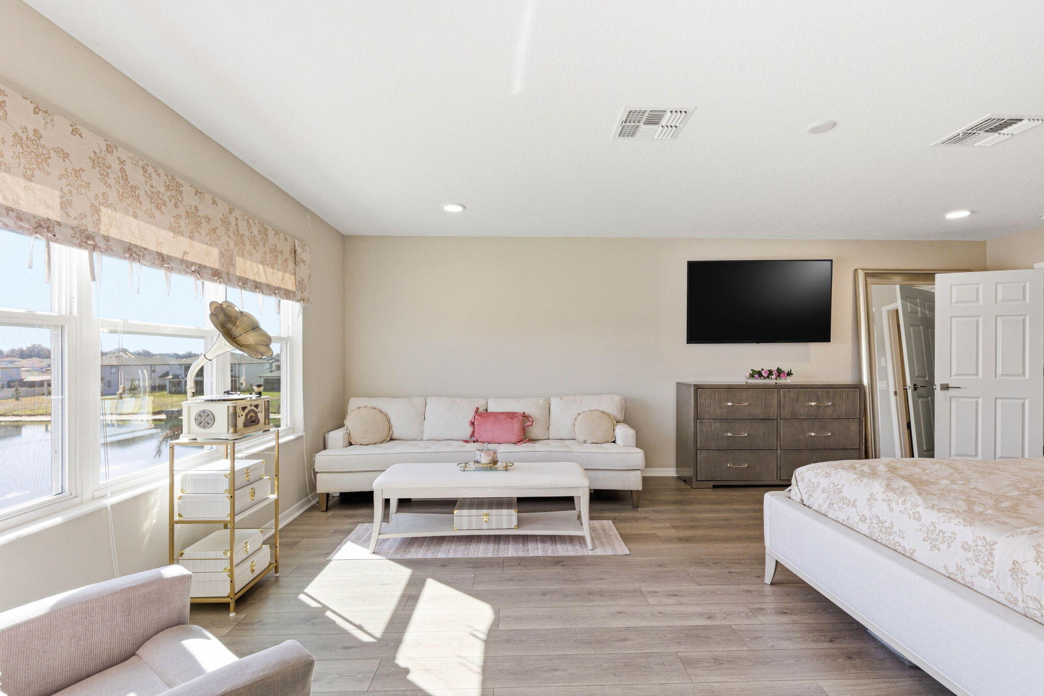 EPPERSON NORTH VILLAGE - Residential