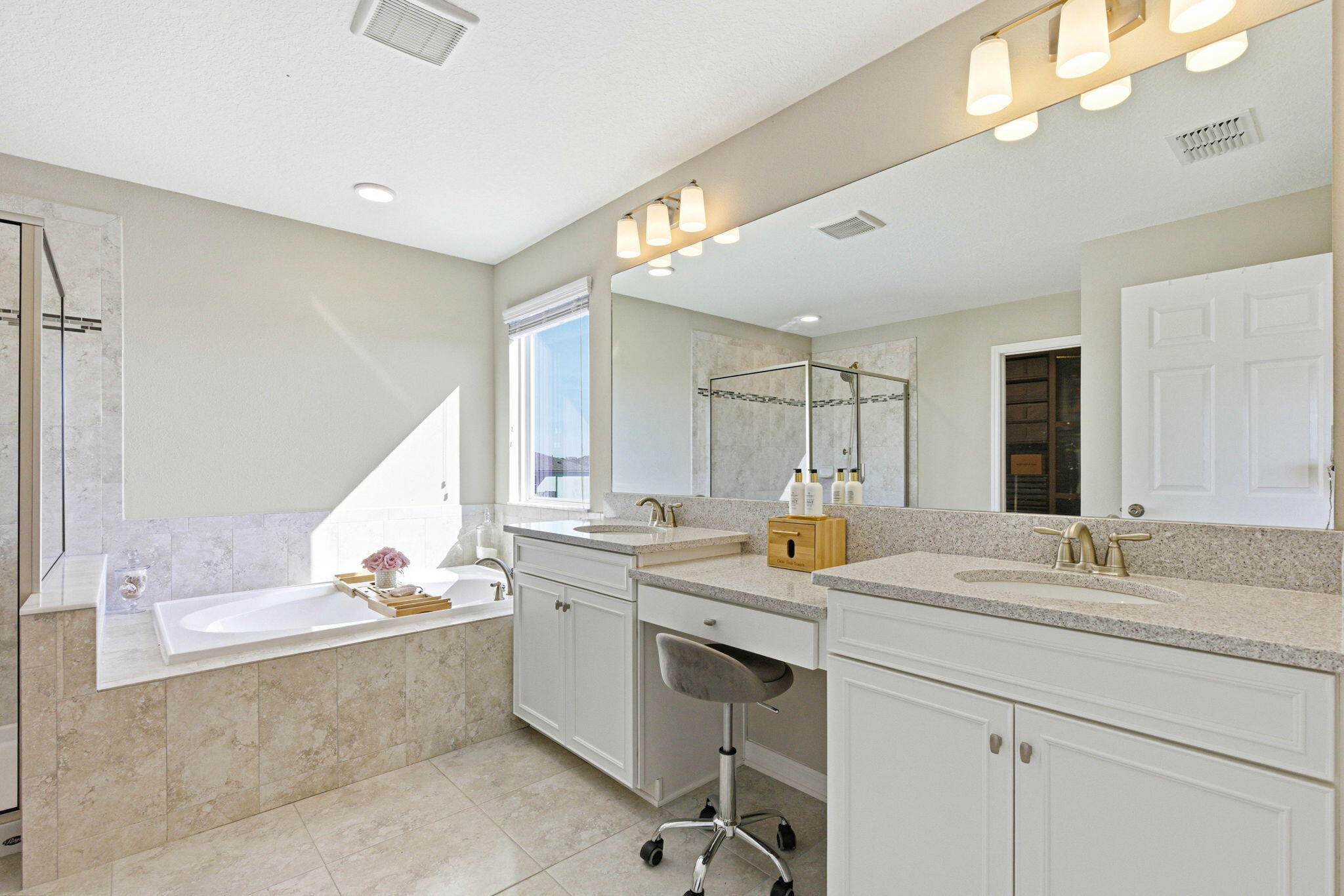 EPPERSON NORTH VILLAGE - Residential