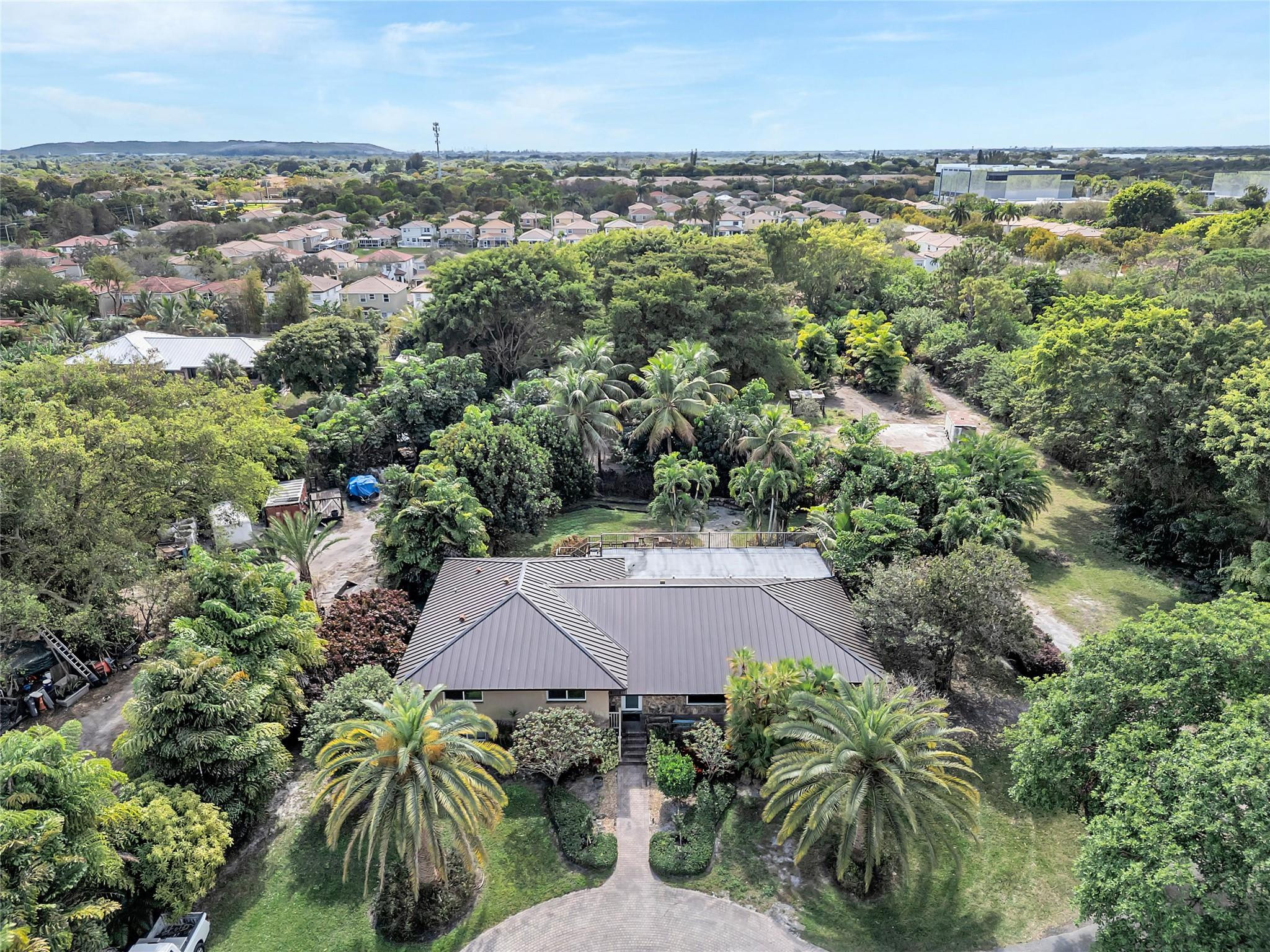 PALM BEACH FARMS - Residential