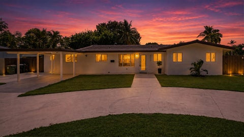 Tiny photo for 4000 NE 22ND Avenue, Lighthouse Point, FL 33064 (MLS # B26071519)