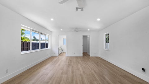 Tiny photo for 4000 NE 22ND Avenue, Lighthouse Point, FL 33064 (MLS # B26071519)