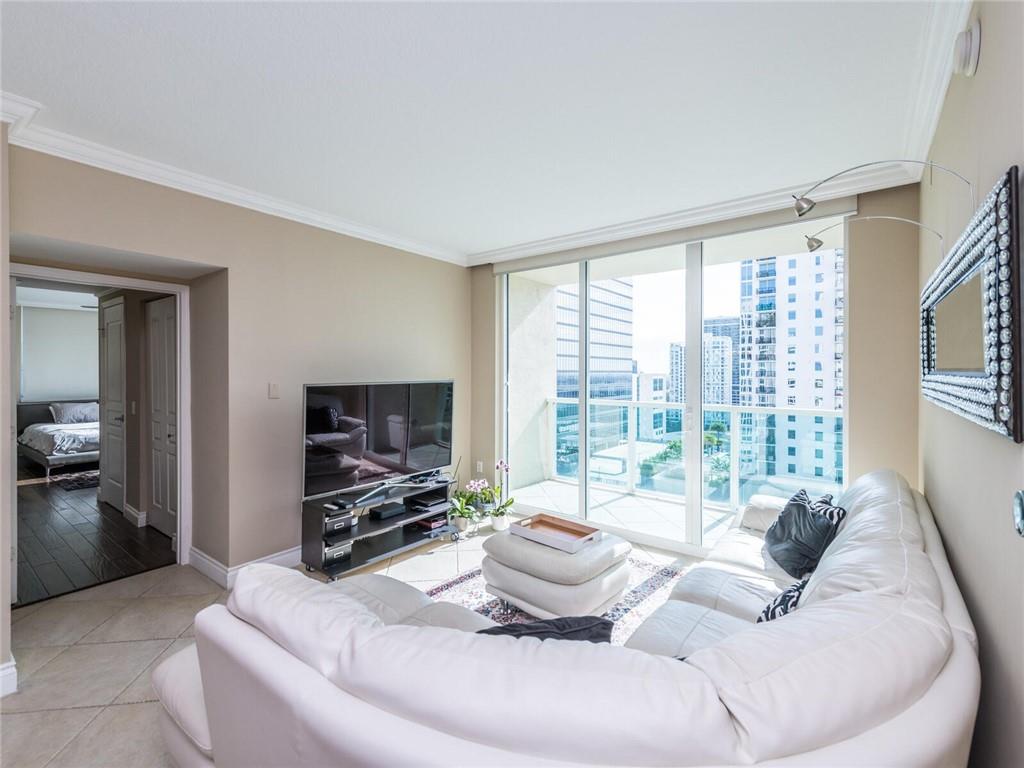 350 Las Olas - Residential