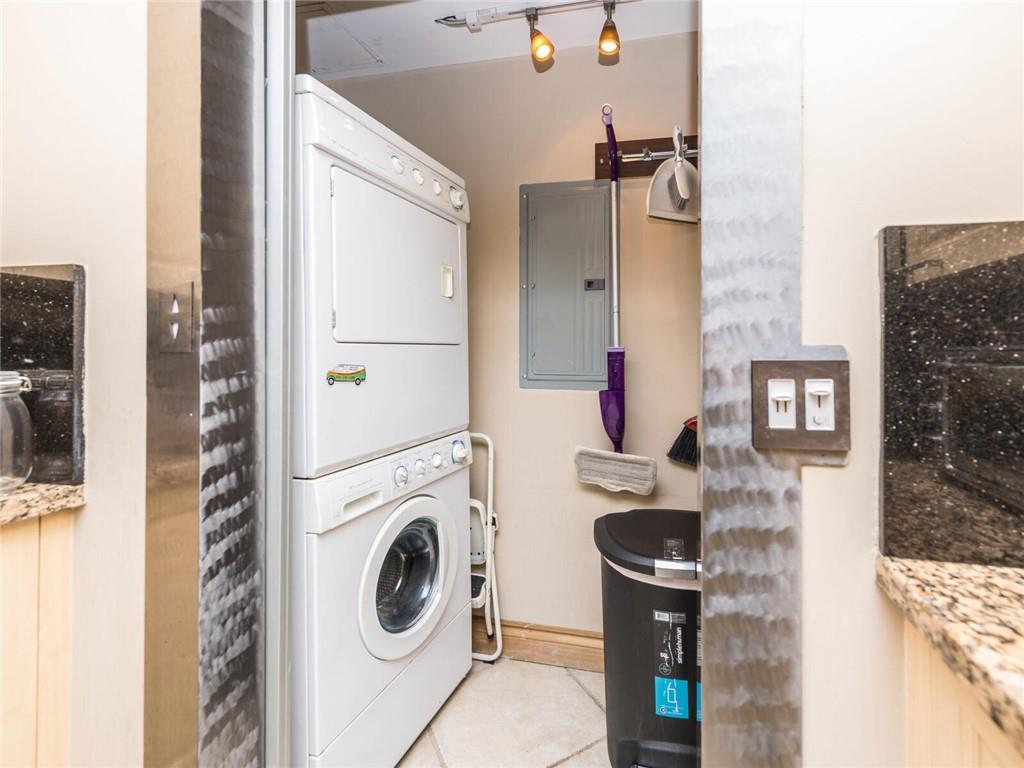 350 Las Olas - Residential