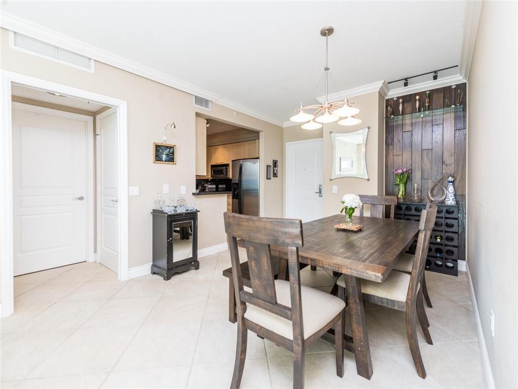 350 Las Olas - Residential