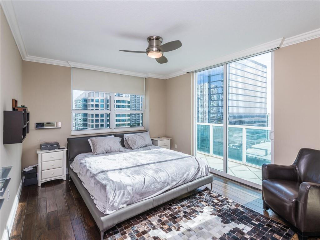 350 Las Olas - Residential