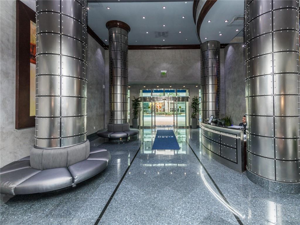 350 Las Olas - Residential