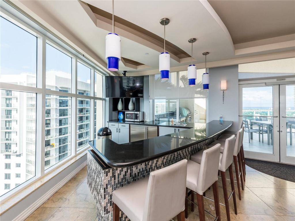 350 Las Olas - Residential