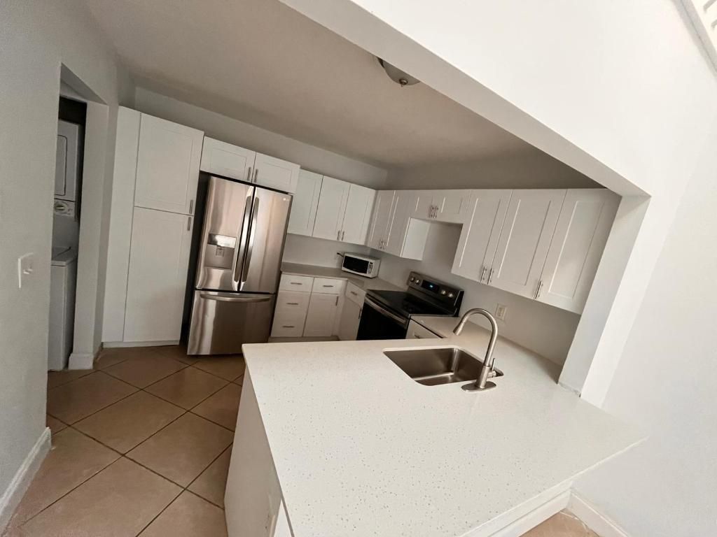 Photo of 4132 Palm Bay Circle #B, West Palm Beach, FL 33406 (MLS # R11146319)