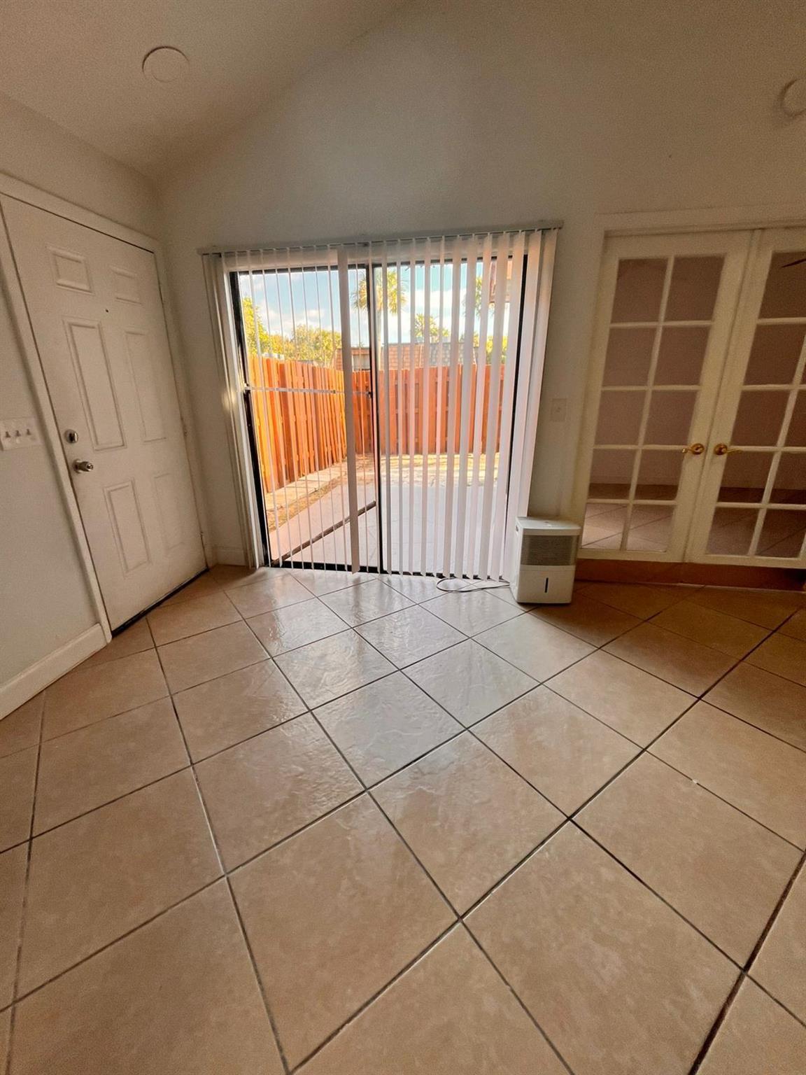 View photos, virtual tours, details... 4132 Palm Bay Circle B